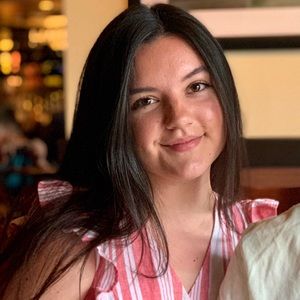 Meet your Posher, Leah